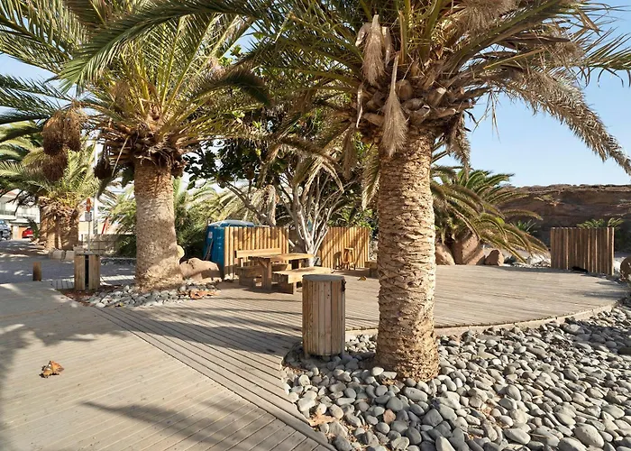 Paula By Paramount Holidays